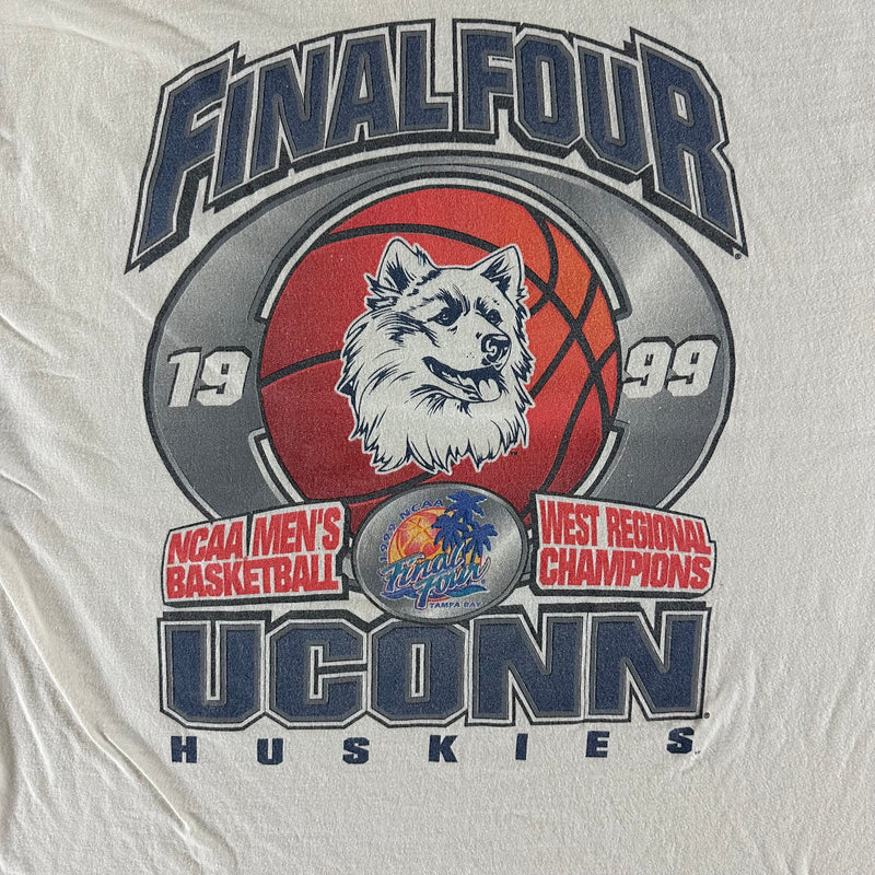 Vintage 1990s University of Connecticut T-shirt size XL