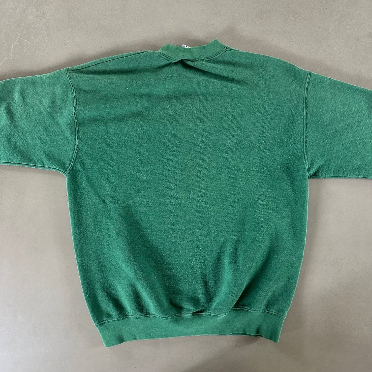 Vintage 1990s Hummingbird Sweatshirt size Medium