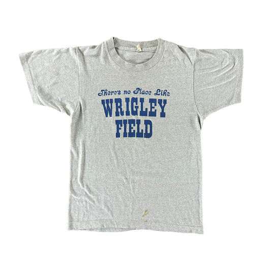 Vintage 1980s Wrigley Field T-shirt size Small