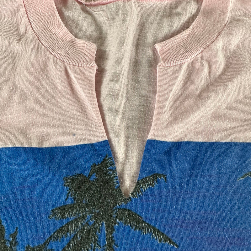 Vintage 1990s Hawaii T-shirt size Medium