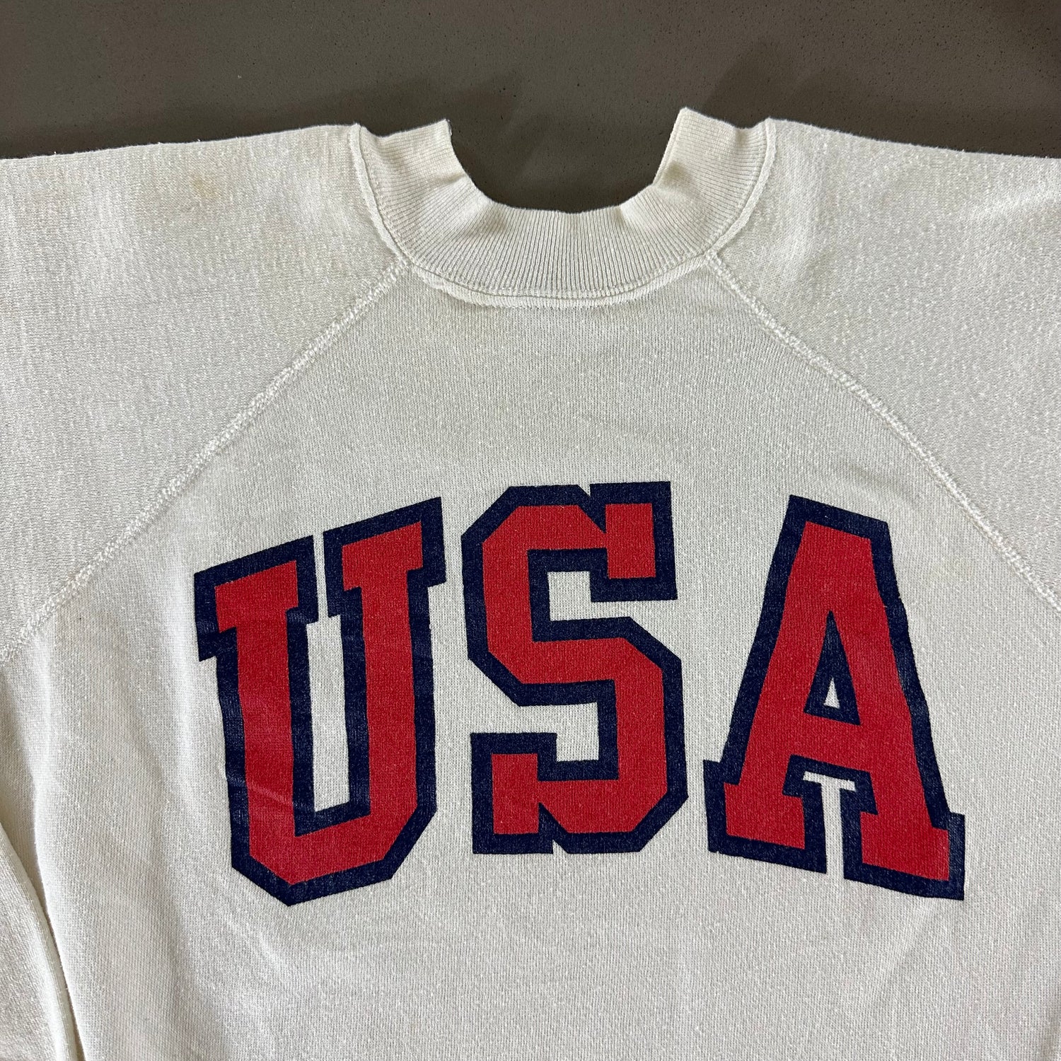 Vintage 1980s USA Sweatshirt size Medium