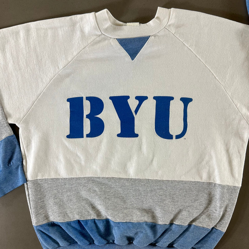 Vintage 1980s Brigham Young University Sweatshirt size Medium