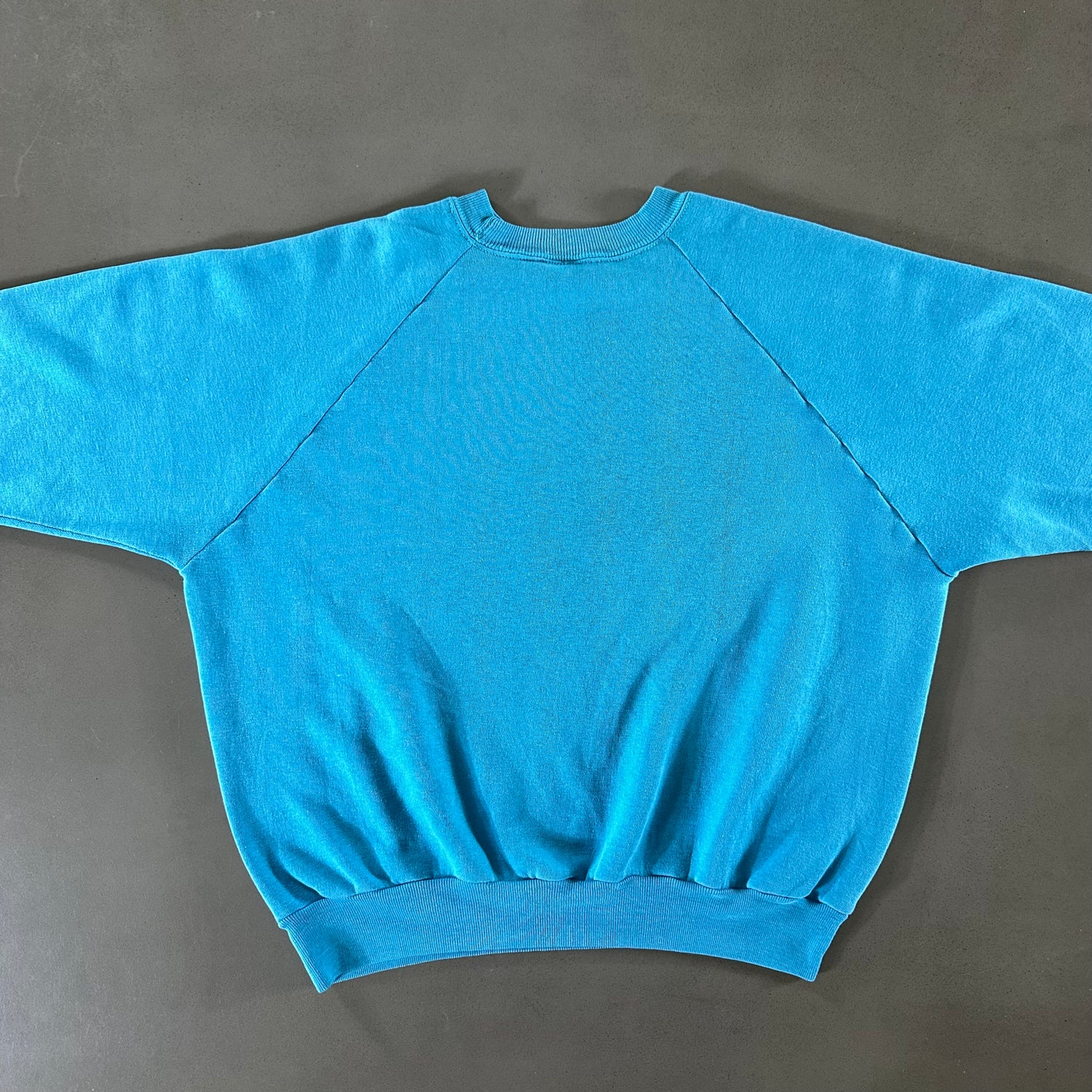 Vintage 1980s Blank Sweatshirt size Medium