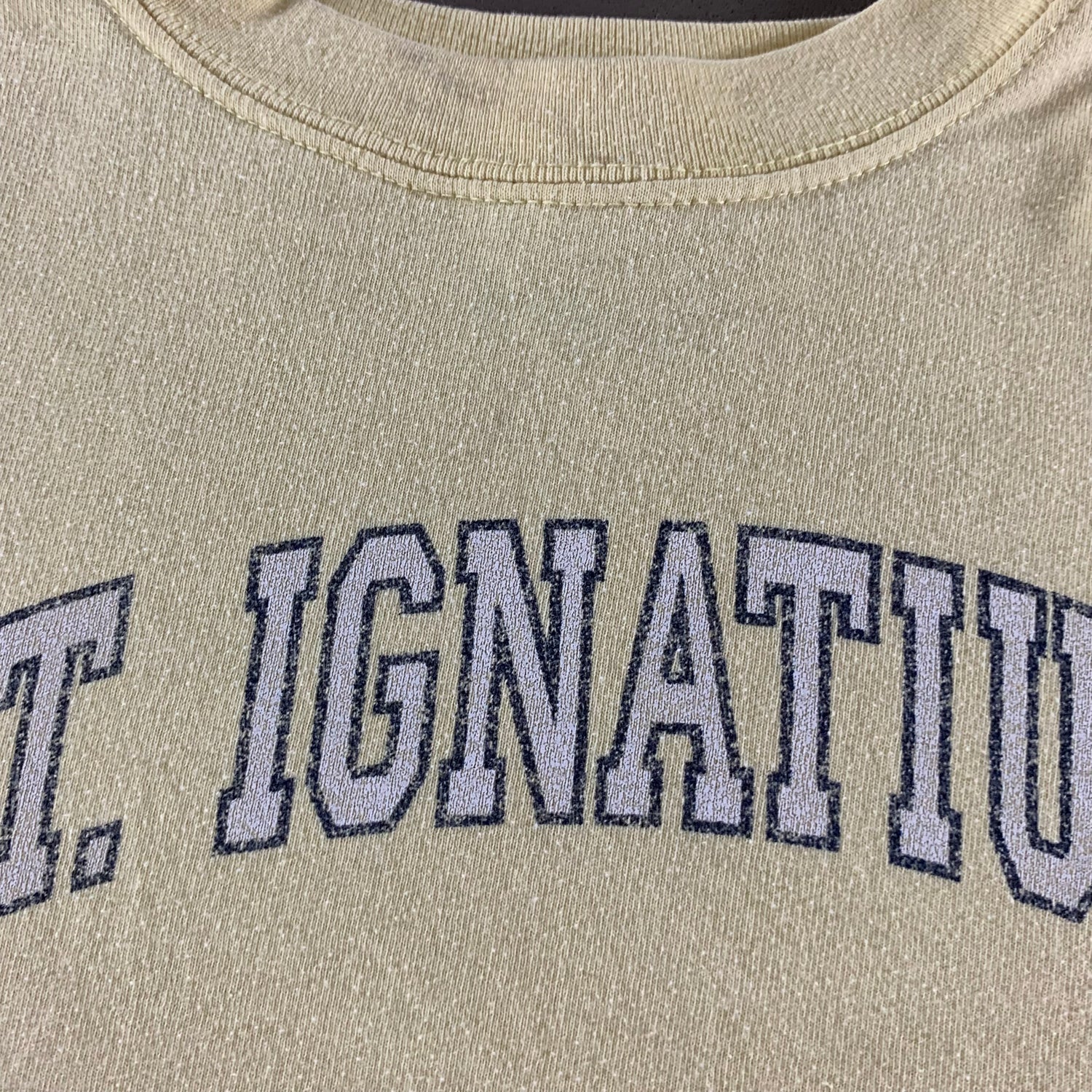 Vintage 1990s St. Ignatius Sweatshirt size Medium