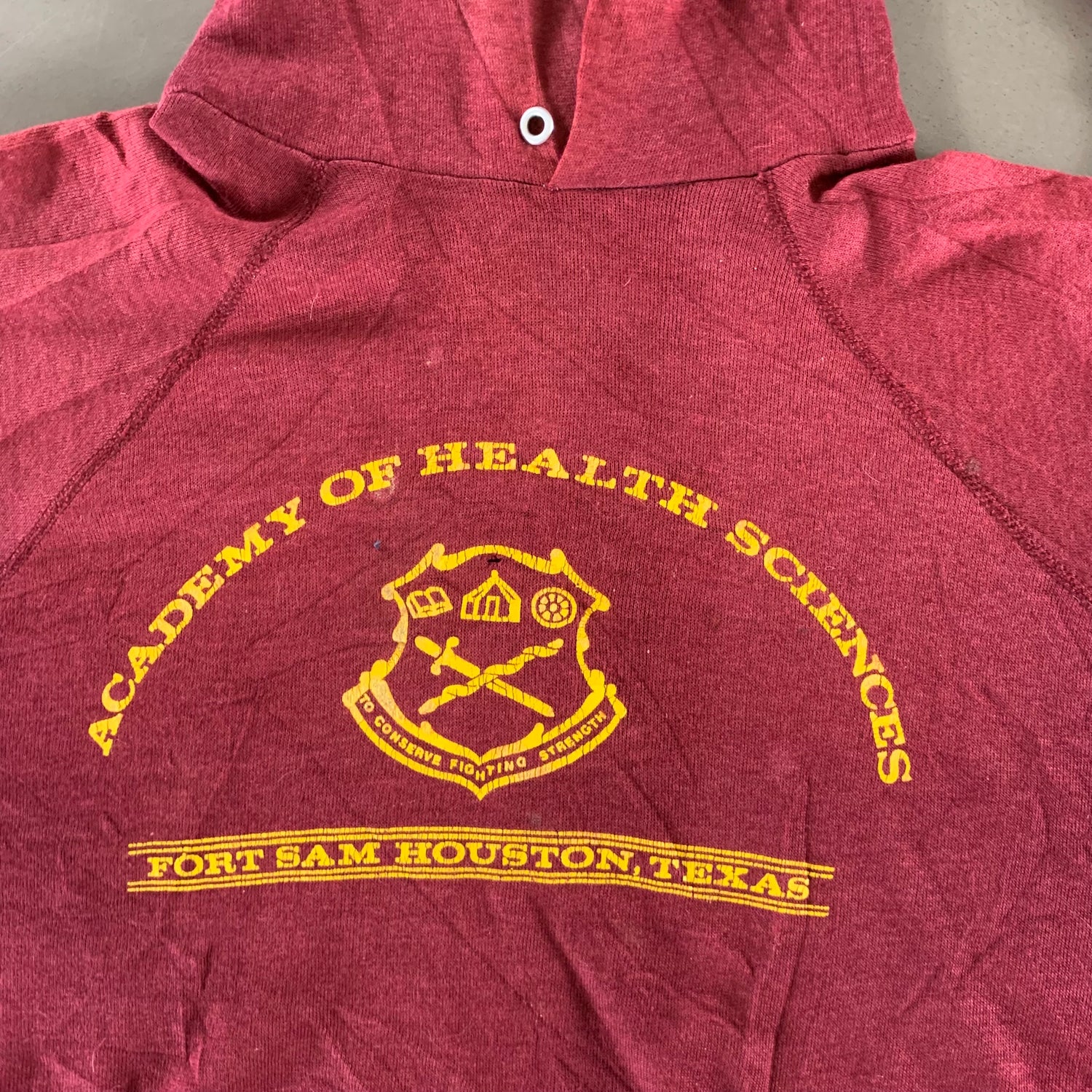 Vintage 1980s Academy of Health Sciences Sweatshirt size XL