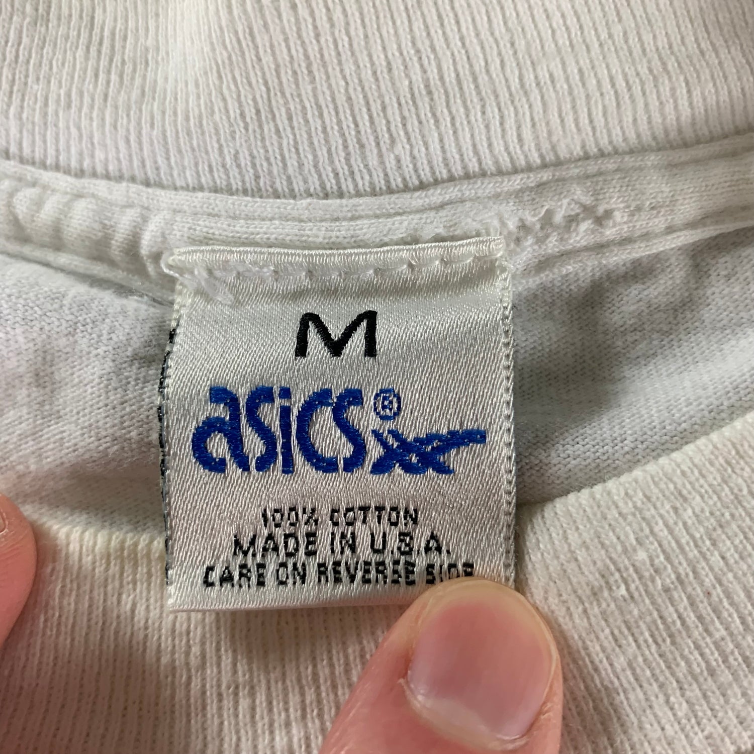 Vintage 1990s Asics T-shirt size Medium