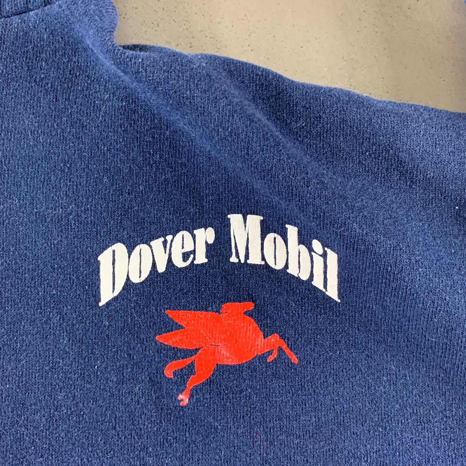 Vintage 1990s Dover Mobil Sweatshirt size XL