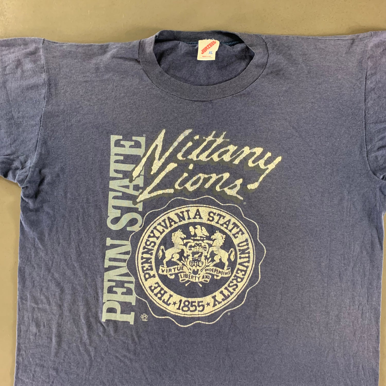 Vintage 1990s Penn State University T-shirt size XL