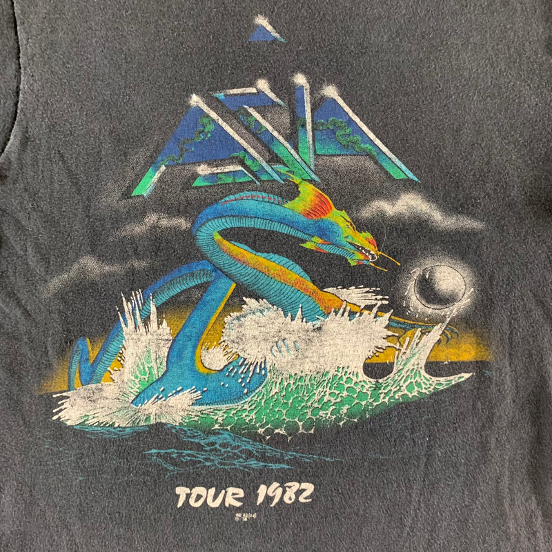 Vintage 1982 Asia T-shirt size Large