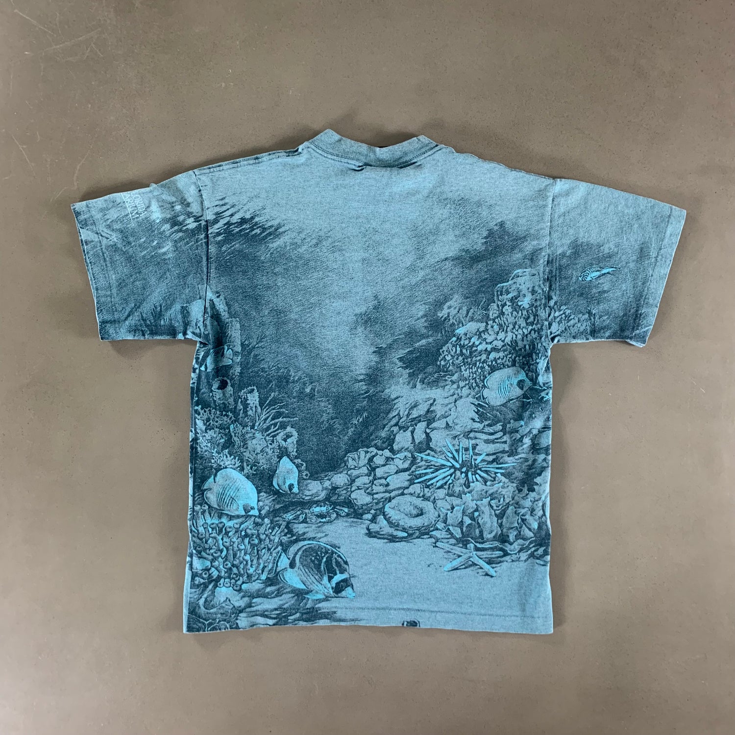 Vintage 1994 Fish T-shirt size Medium